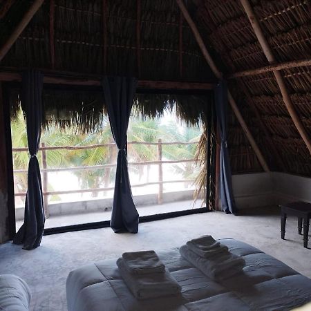 Casa Mate Beachfront Cabanas 엘 쿠요 외부 사진