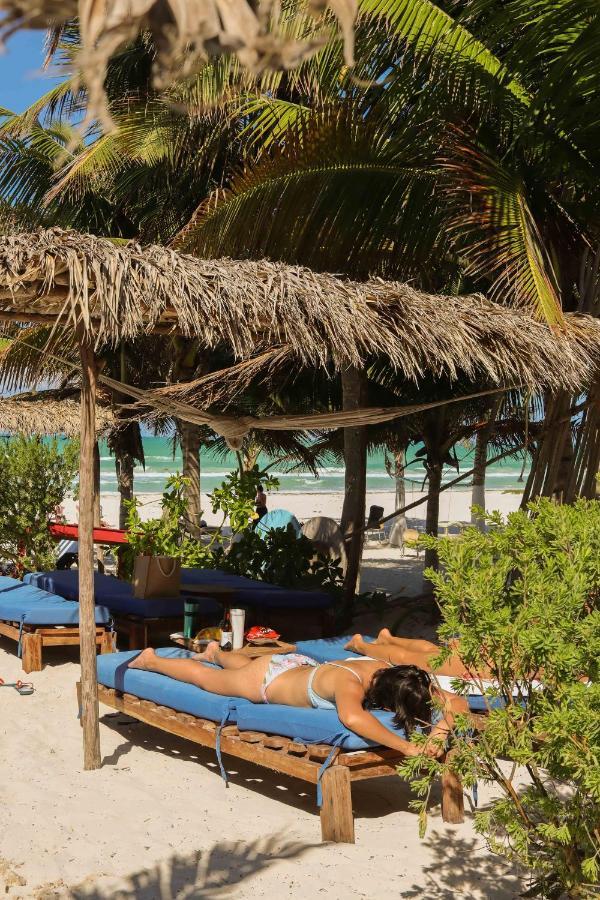 Casa Mate Beachfront Cabanas 엘 쿠요 외부 사진