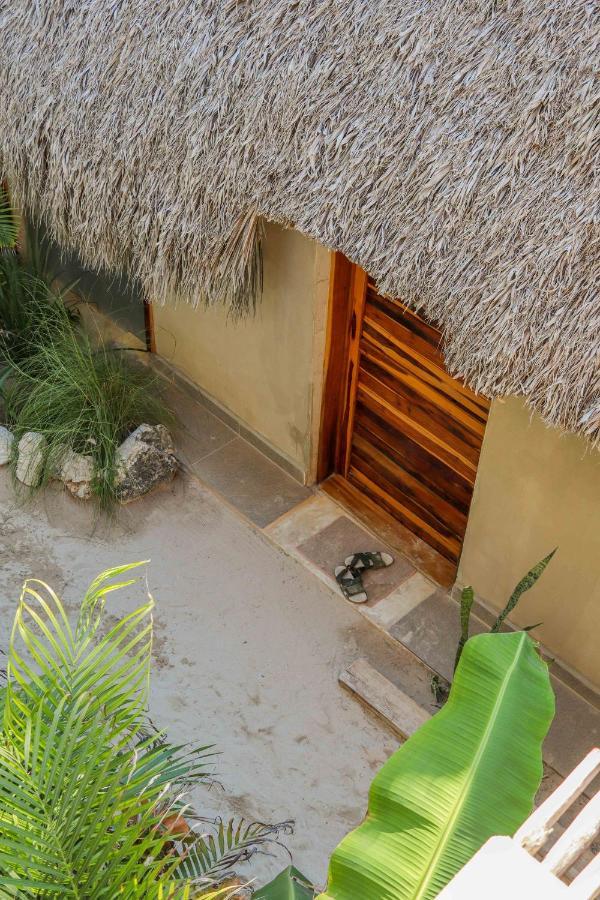 Casa Mate Beachfront Cabanas 엘 쿠요 외부 사진