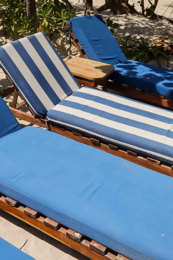 Casa Mate Beachfront Cabanas 엘 쿠요 외부 사진