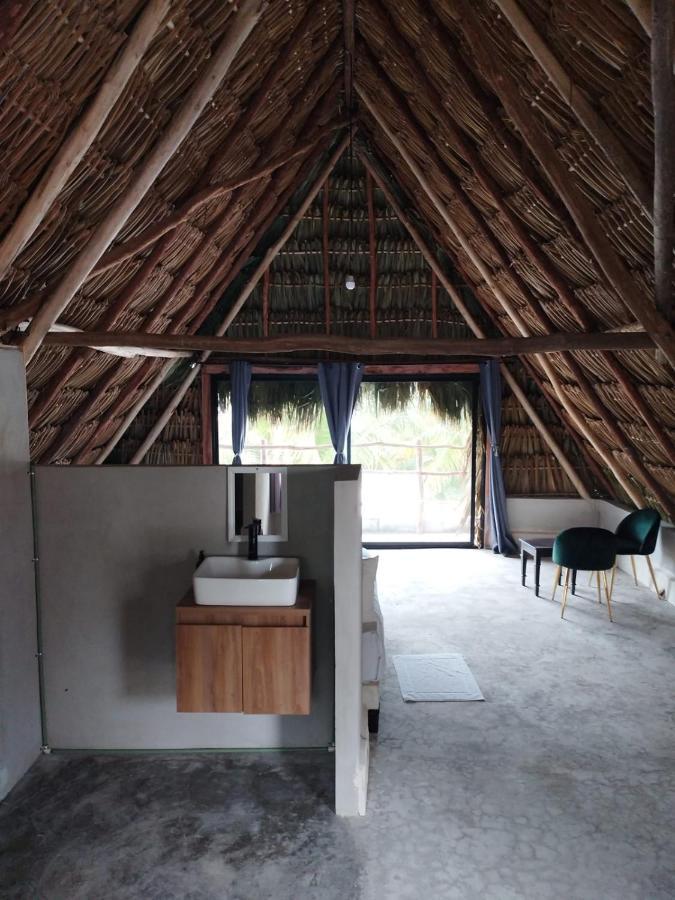 Casa Mate Beachfront Cabanas 엘 쿠요 외부 사진